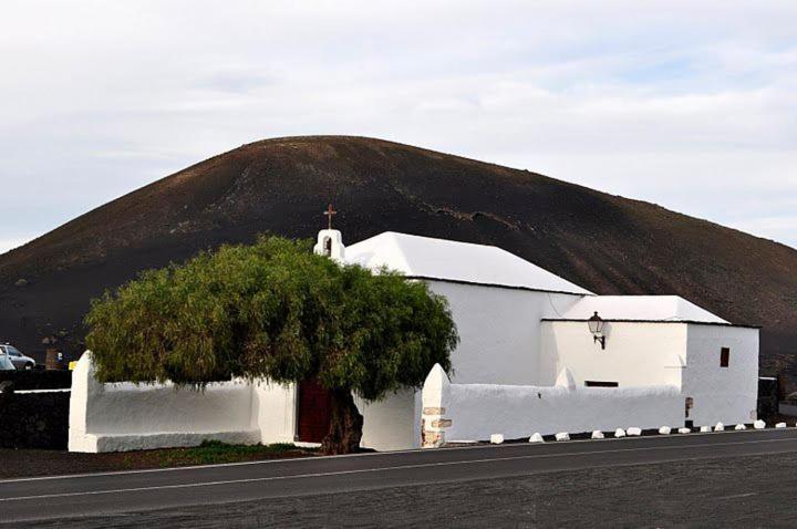Ferienwohnung The Colors House Costa Teguise Exterior foto